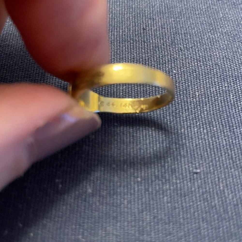 14K Gold Signet Ring, Script Initial “L” with Diamond Cut on Face and Sides - Picture 5 of 7